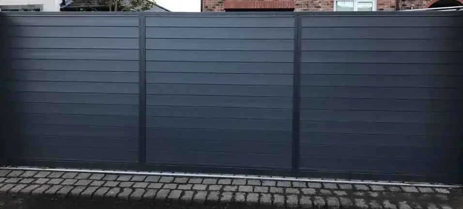 Modern Aluminium Sliding Gates