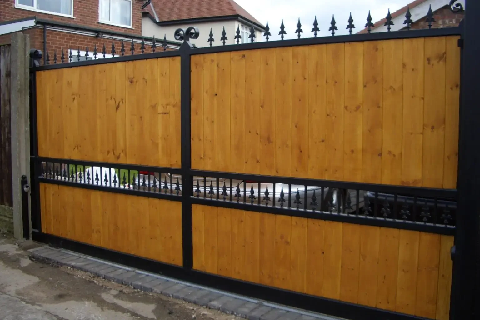 Choosing a driveway gate installer 