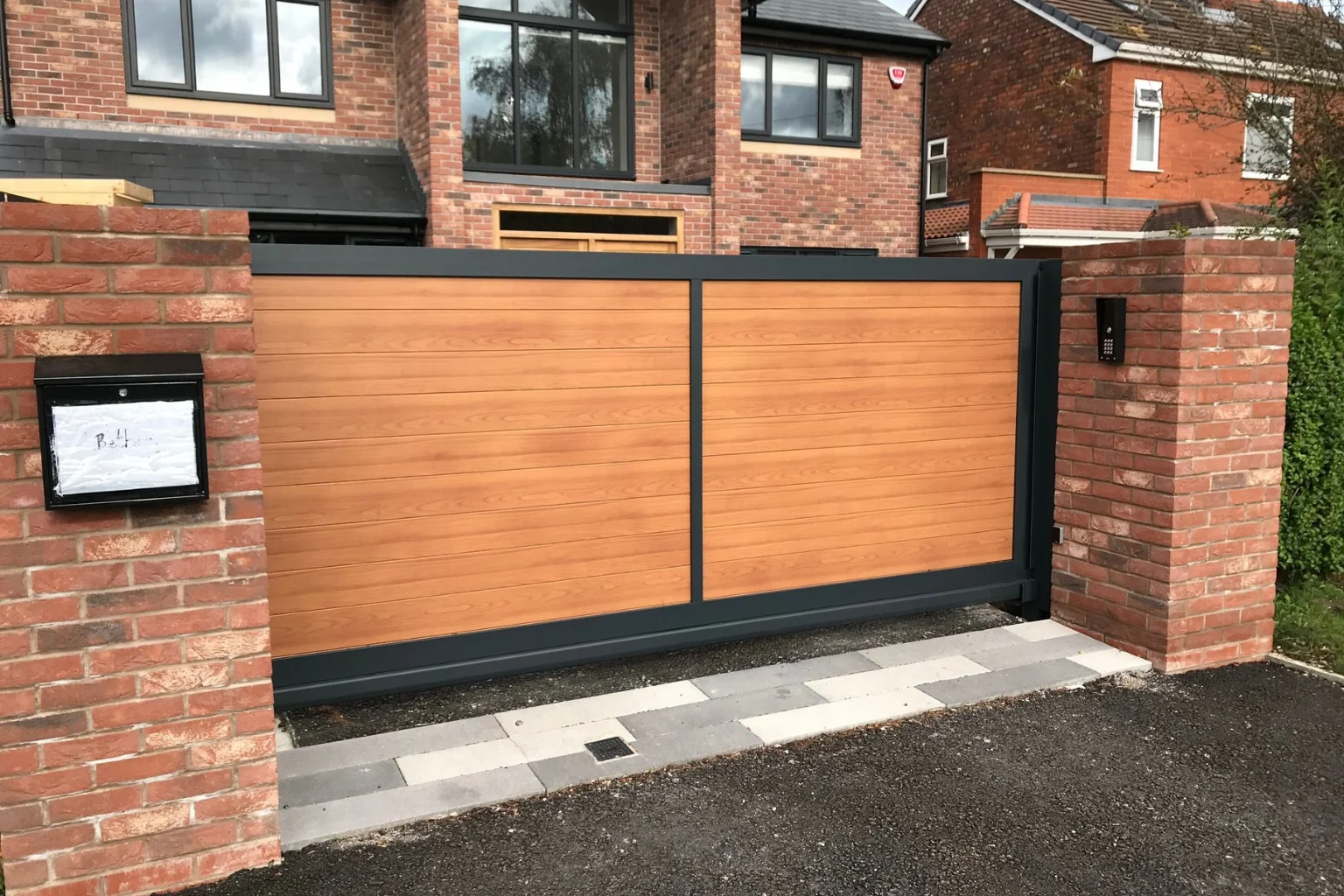 Composite driveway gates 