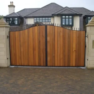 Low maintenance driveway gates
