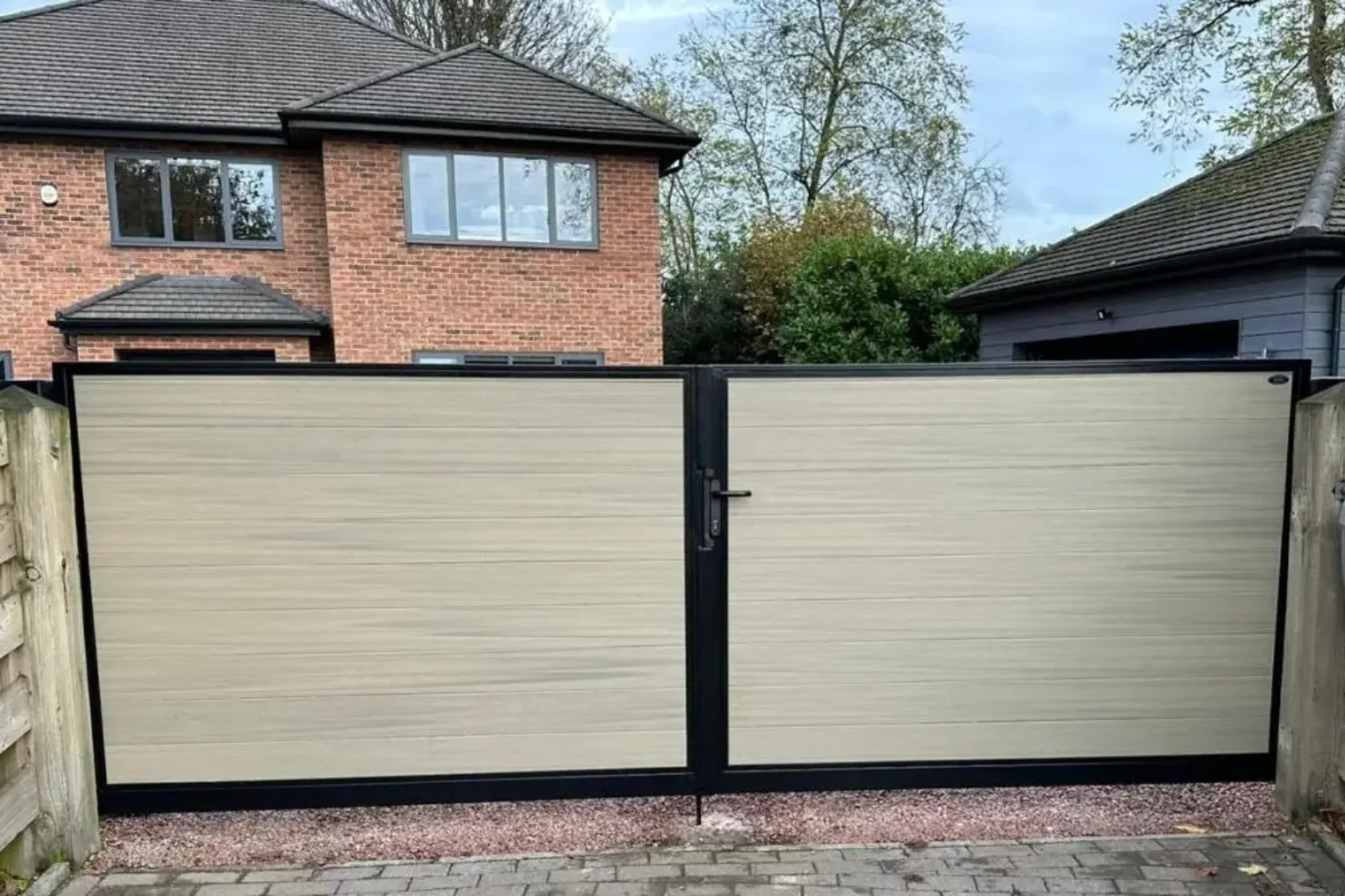 Modern Driveway Gates